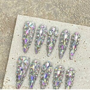 Handcrafted Press-on Nail Set